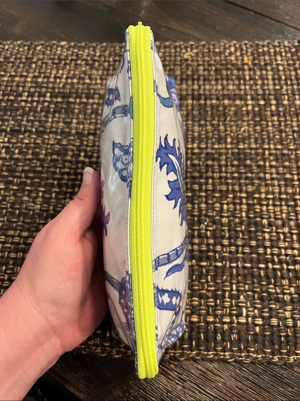 Roller Rabbit Makeup Bag - Picture 4 of 5